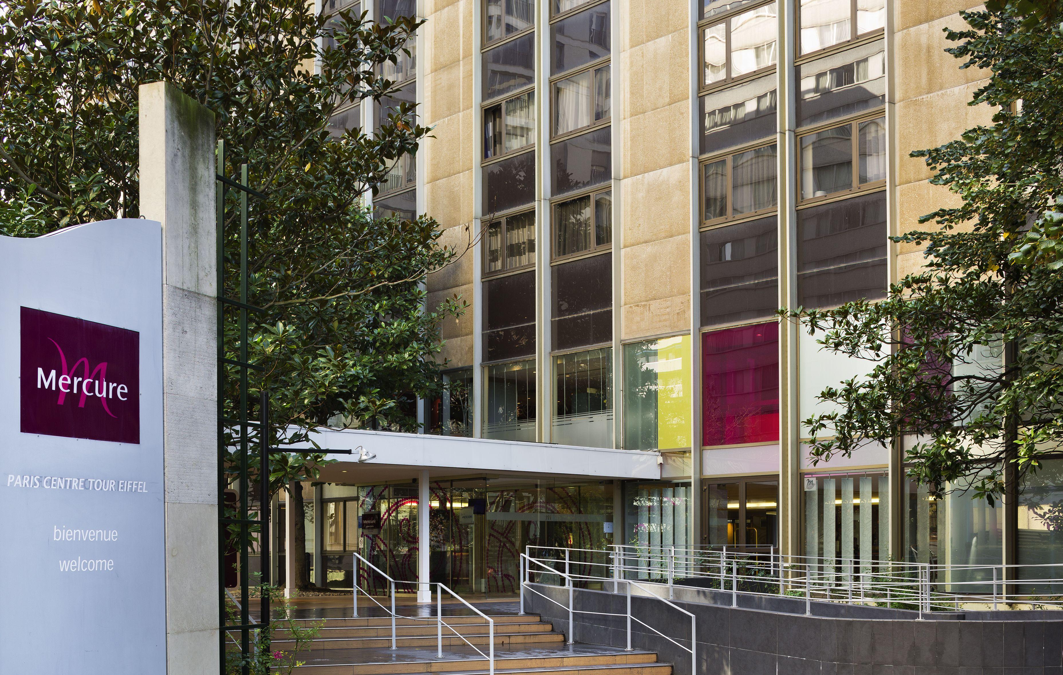 Mercure Centre Tour Eiffel Hotel 4*