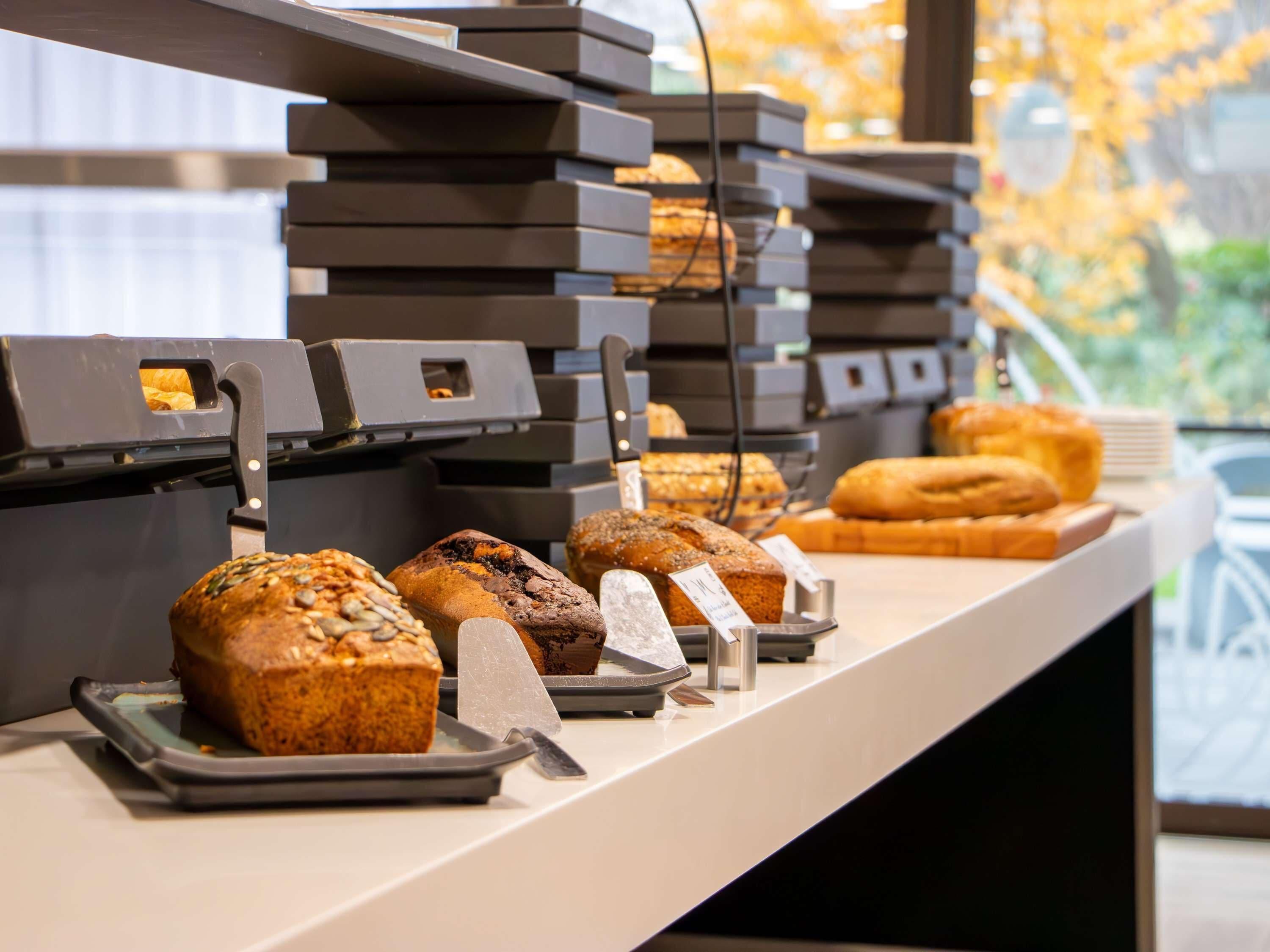 Hotel Mercure Centre Tour Eiffel 4*