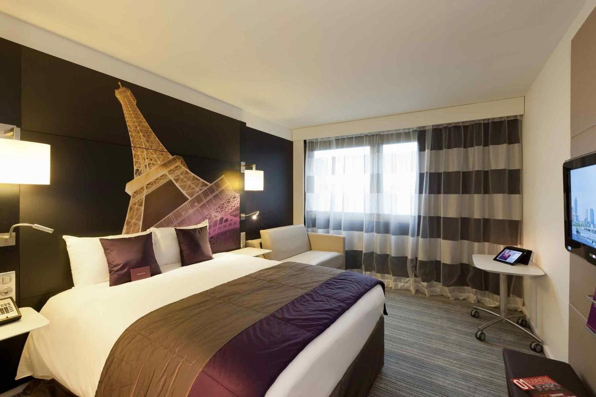 Hotel Mercure Centre Tour Eiffel 4*