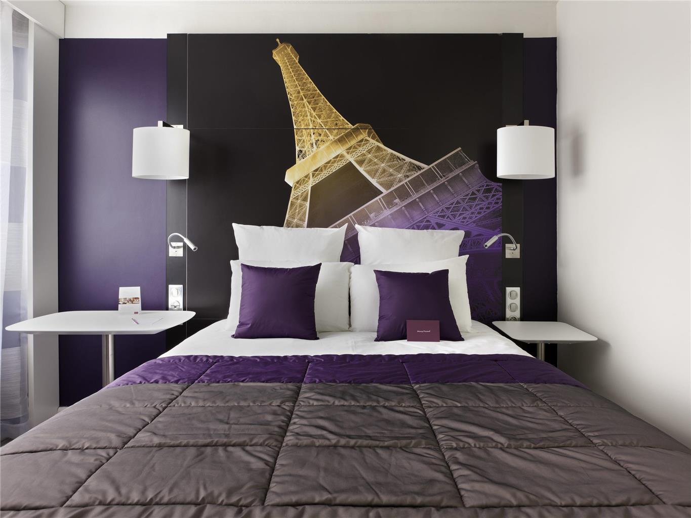 Mercure Centre Tour Eiffel Hotel 4*