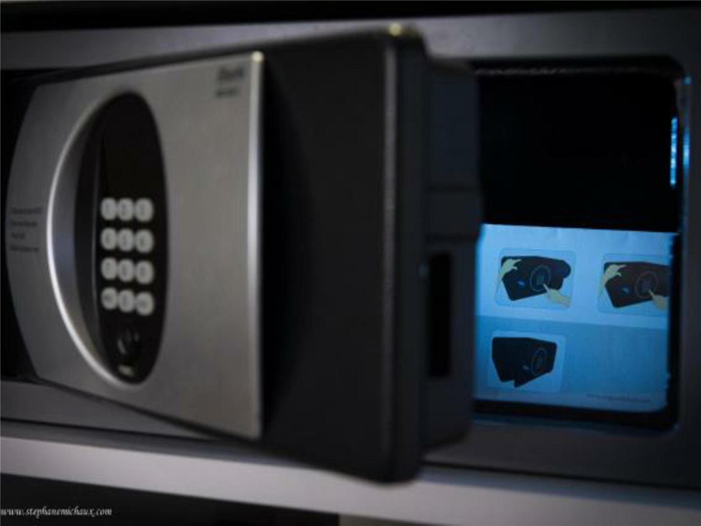 Mercure Centre Tour Eiffel 4*