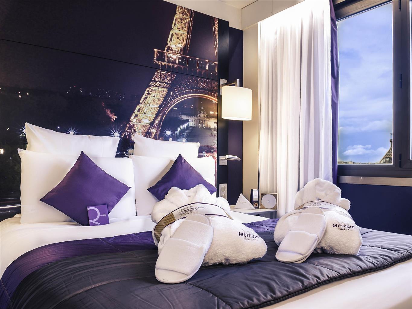 Mercure Centre Tour Eiffel Hotel 4*