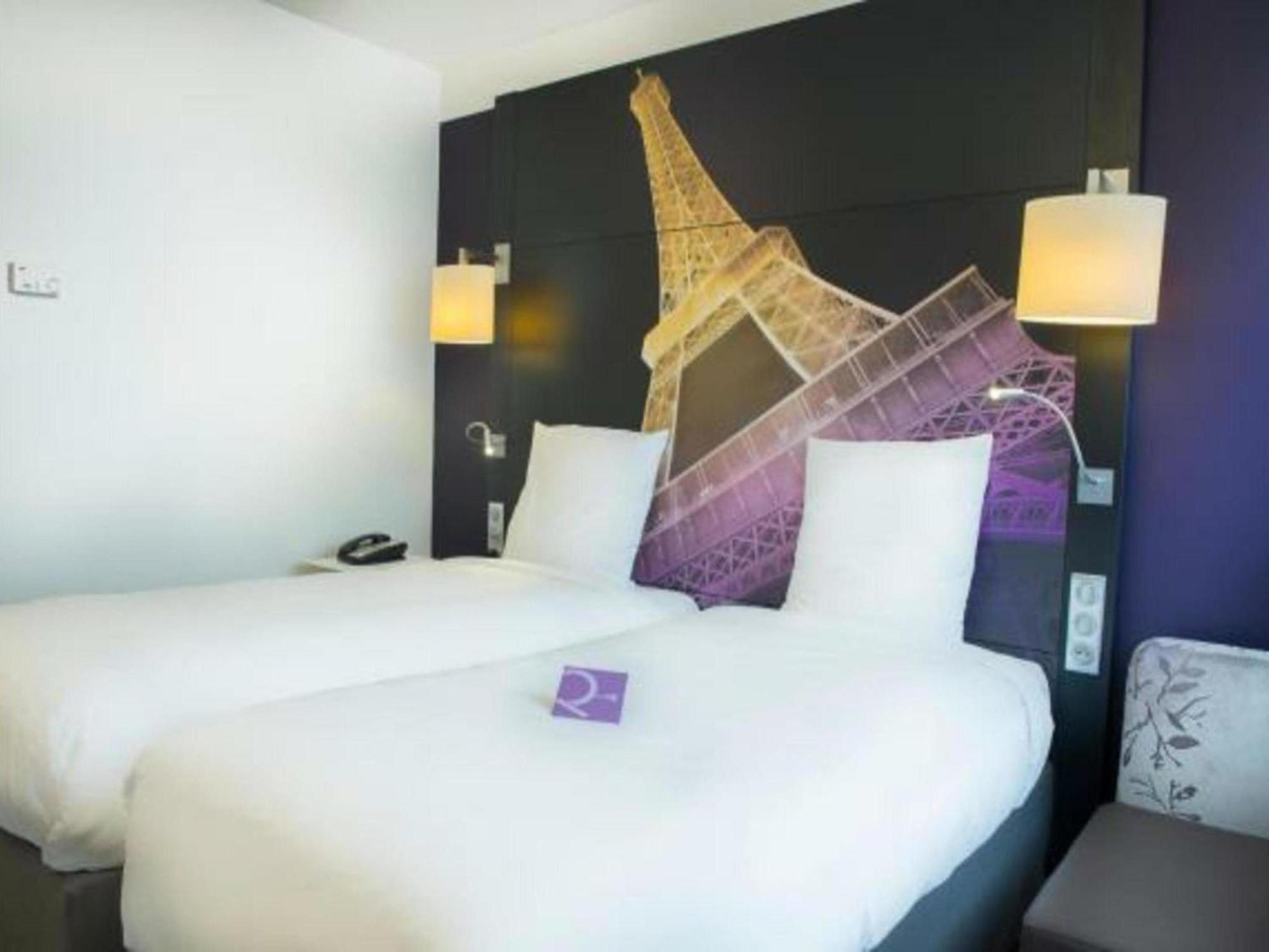 Hotel Mercure Centre Tour Eiffel 4*