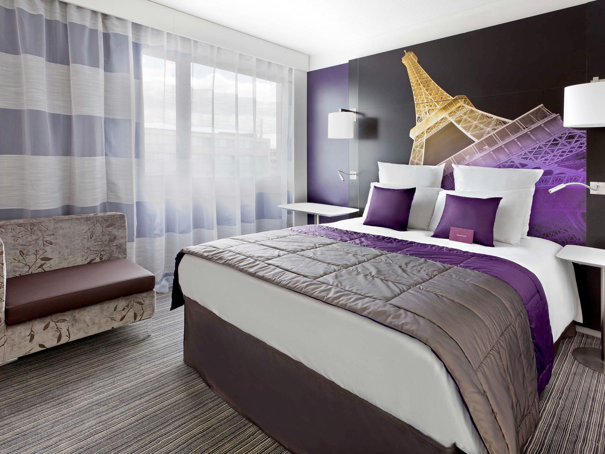 Mercure Centre Tour Eiffel Hotel 4*