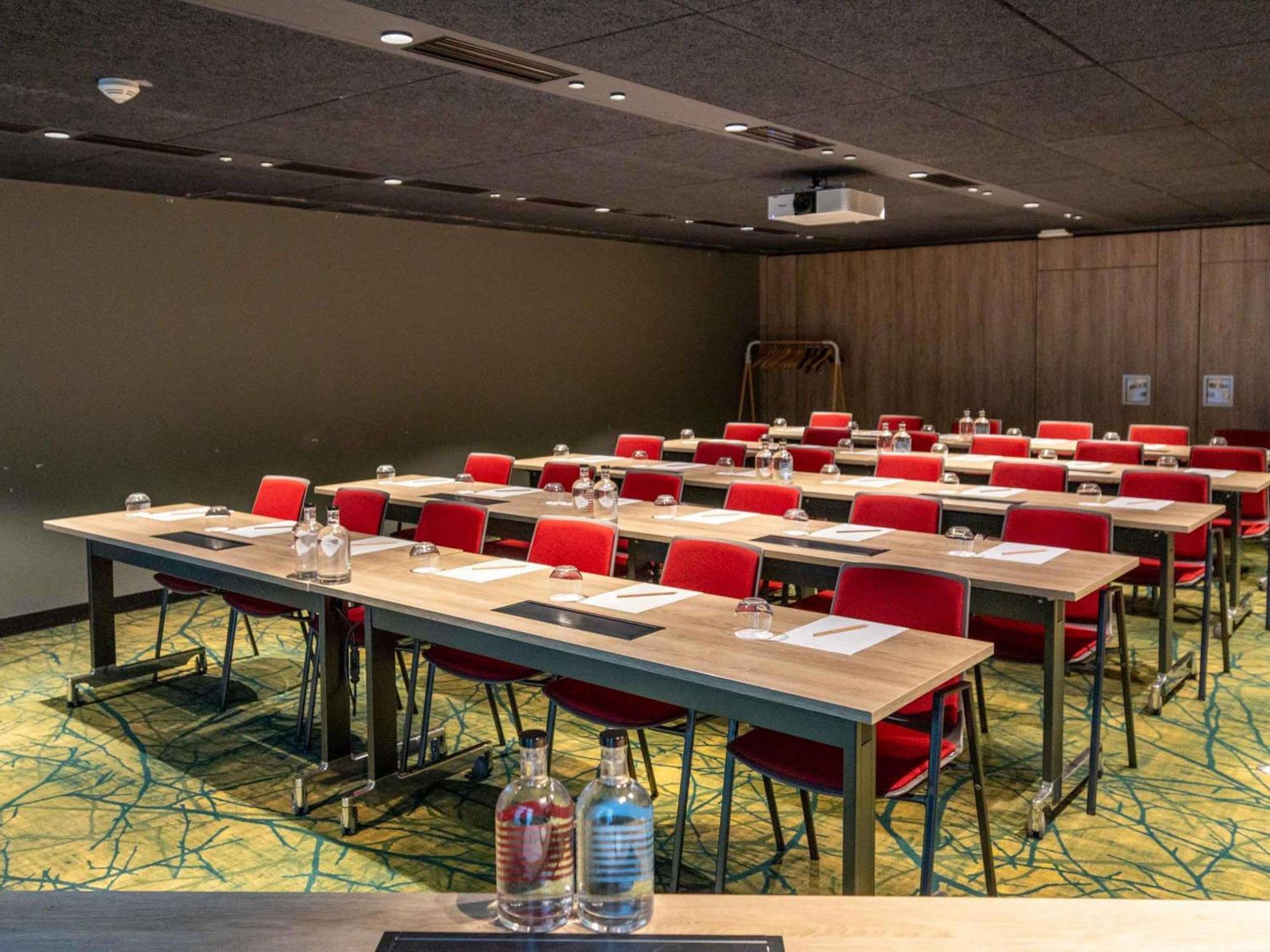 Hotel Mercure Centre Tour Eiffel 4*