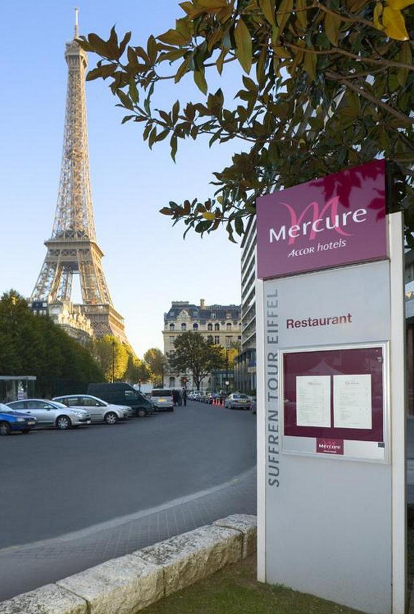 Mercure Centre Tour Eiffel Hotel 4*